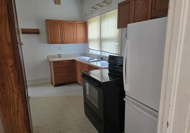 Photo 4 of Single family home for sale at 316 E 2nd Street, Fairmont, MN 56031 | MLS# 7118387 | Listing updated on 2026-09-01