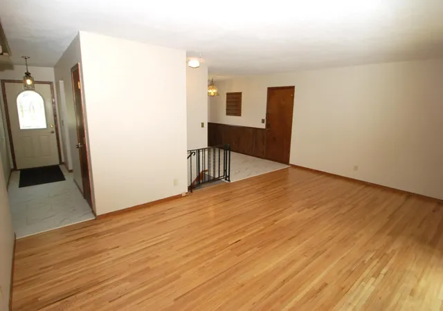 Photo 3 of Sale Pending at 11110 France Ave S, Minneapolis, MN 55431 | MLS# 7118399 | Listing updated on 2026-09-21