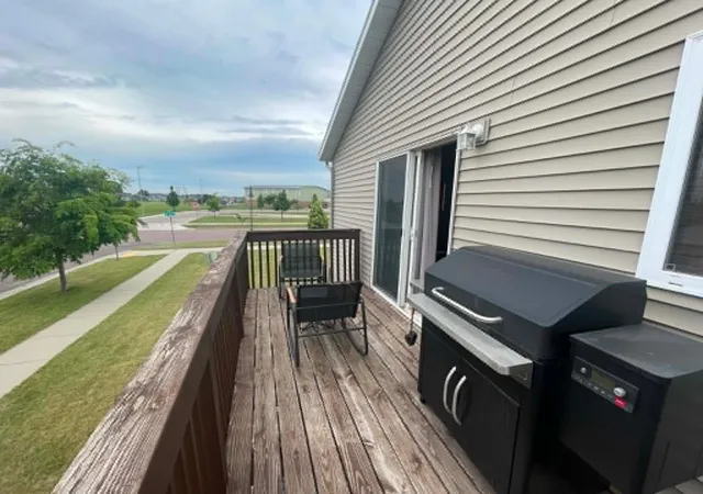 Photo 2 of Townhouse for sale at 5509 44th Avenue S, Fargo, ND 58104 | MLS# 7118406 | Listing updated on 2026-09-01