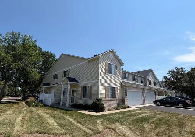 2nd image of 535 Tamarack Trl #1104, Farmington, MN 55024 | MLS# 7118420