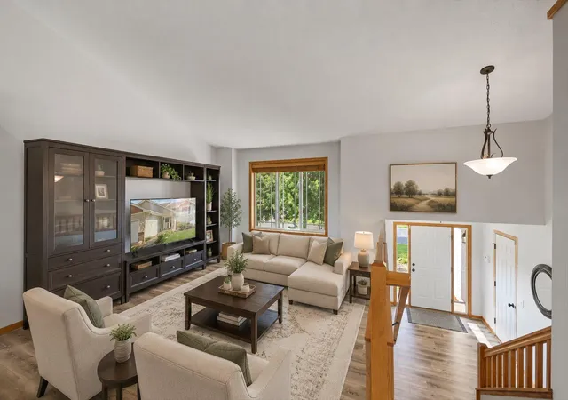 5th image of 4805 187Th St W, Farmington, MN 55024 | MLS# 7118450