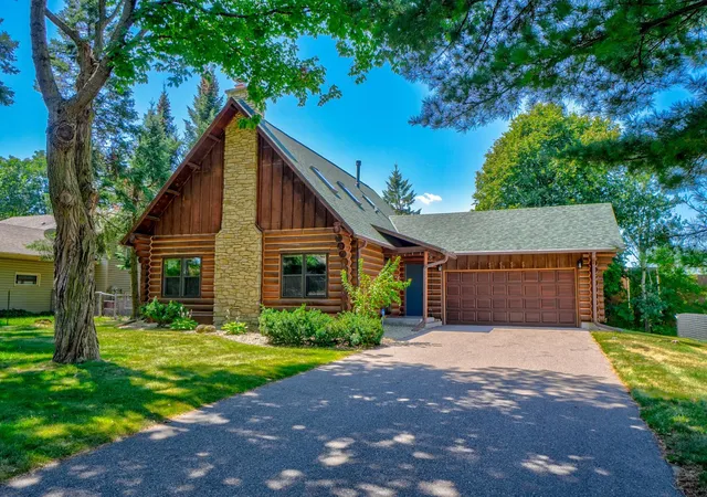 1st image of 5555 Otter View Trl, Saint Paul, MN 55110 | MLS# 7118480