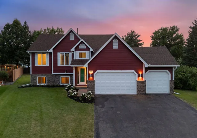 Photo 1 of Single family home for sale at 4635 Yorktown Ln N, Minneapolis, MN 55442 | MLS# 7118485 | Listing updated on 2026-08-19