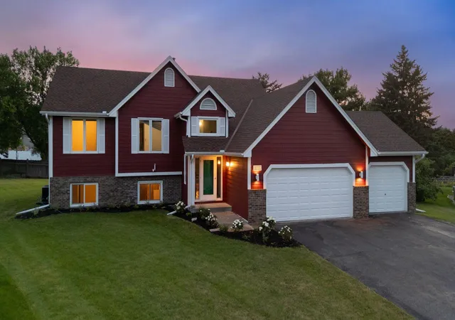 Photo 2 of Single family home for sale at 4635 Yorktown Ln N, Minneapolis, MN 55442 | MLS# 7118485 | Listing updated on 2026-08-19