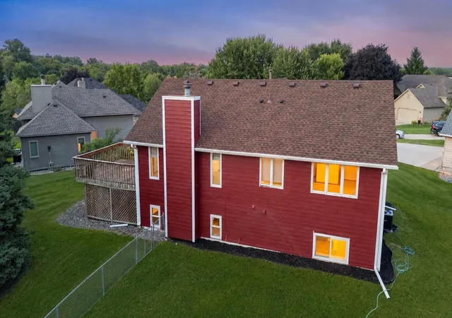 Photo 4 of Single family home for sale at 4635 Yorktown Ln N, Minneapolis, MN 55442 | MLS# 7118485 | Listing updated on 2026-08-19