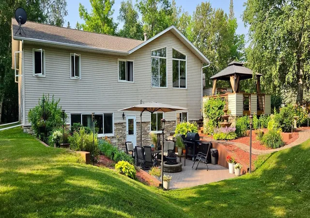Photo 2 of Single family home for sale at 1872 State Hwy 11 Se, Baudette, MN 56623 | MLS# 7118488 | Listing updated on 2026-08-06