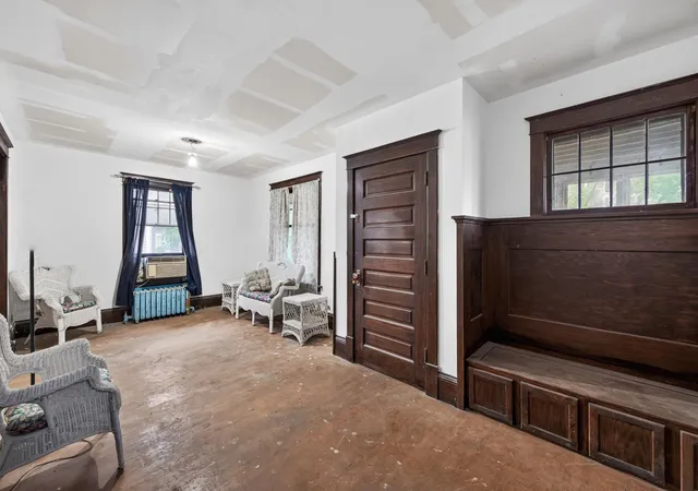 Photo 2 of Single family home for sale at 723 2nd Street Ne, Minneapolis, MN 55413 | MLS# 7118492 | Listing updated on 2026-09-02