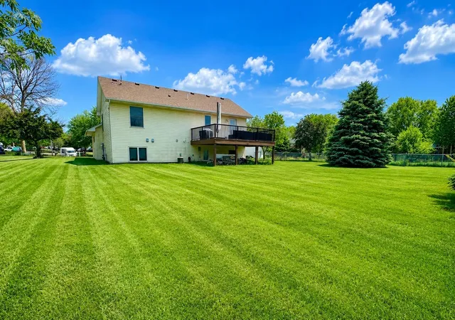 Photo 4 of Single family home for sale at 109 French Ct, Roberts, WI 54023 | MLS# 7118502 | Listing updated on 2026-08-27