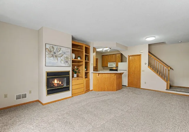 Photo 4 of Single family home for sale at 15345 Greenhaven Ln #103, Burnsville, MN 55306 | MLS# 7118508 | Listing updated on 2026-08-26