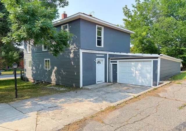 Photo 2 of Single family home for sale at 127 E Summit Ave, Fergus Falls, MN 56537 | MLS# 7118533 | Listing updated on 2026-07-31