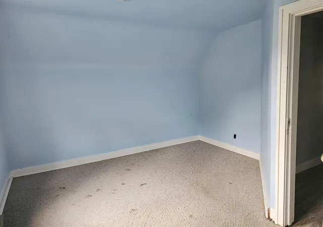 Photo 4 of Single family home for sale at 1009 11th Avenue, Clarkfield, MN 56223 | MLS# 7118538 | Listing updated on 2026-08-31
