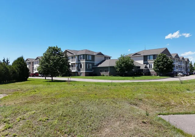 4th image of 415 4Th Ave Se, Saint Joseph, MN 56374 | MLS# 7118554