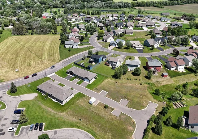 5th image of 415 4Th Ave Se, Saint Joseph, MN 56374 | MLS# 7118554