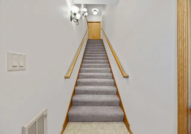 image of 755 Hickory Wy #2, Lake City, MN 55041 | MLS# 7118570