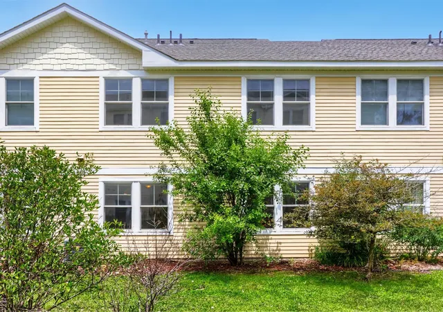 28th image of 4903 Hamlet Ave N, Saint Paul, MN 55128 | MLS# 7118571