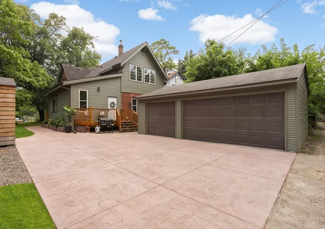 3rd image of 155 Page St E, Saint Paul, MN 55107 | MLS# 7118579