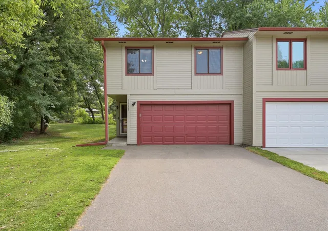 21st image of 1930 55th Street Ct E, Inver Grove Heights, MN 55077 | MLS# 7118582