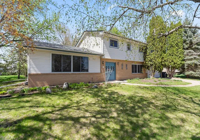Photo 2 of Single family home for sale at 9908 Oxborough Rd, Minneapolis, MN 55437 | MLS# 7118583 | Listing updated on 2026-07-31