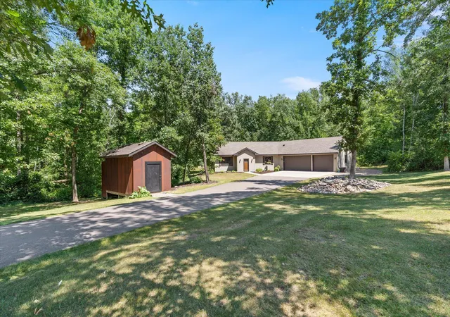 Photo 1 of Single family home for sale at 33006 Big Pine Holw Rd, Crosslake, MN 56442 | MLS# 7118593 | Listing updated on 2026-09-03