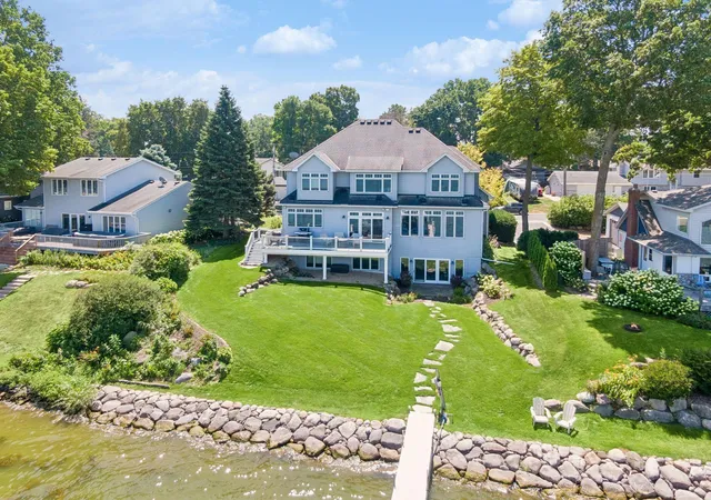 Photo 3 of Sale Pending at 1936 Shorewood Ln, Mound, MN 55364 | MLS# 7118598 | Listing updated on 2026-10-05