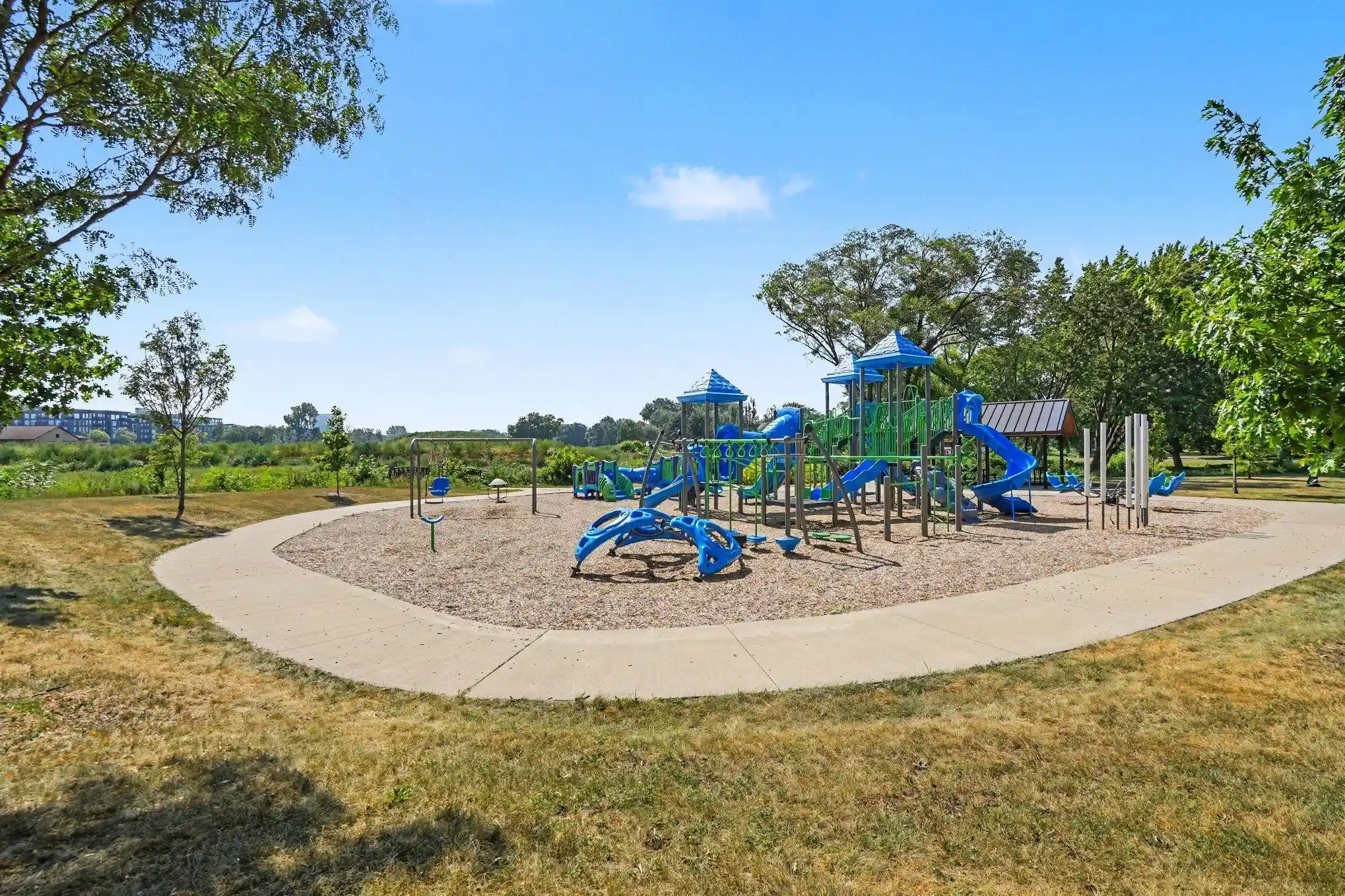 Listing Photo 21 - Condo for sale in 4351 Parklawn Ave located at 4351 Parklawn Ave, Edina, MN 55435 - Unit #7E