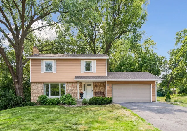 Photo 2 of Sale Pending at 18015 19th Avenue N, Minneapolis, MN 55447 | MLS# 7118669 | Listing updated on 2026-08-16