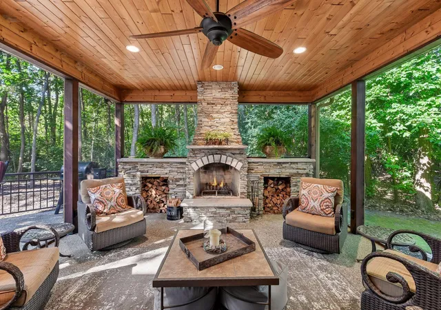 Photo 2 of Single family home for sale at 9260 Red Oak Dr, Victoria, MN 55386 | MLS# 7118672 | Listing updated on 2026-10-05