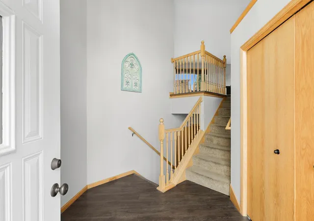 2nd image of 813 Lawrence Pkwy, Buffalo, MN 55313 | MLS# 7118709