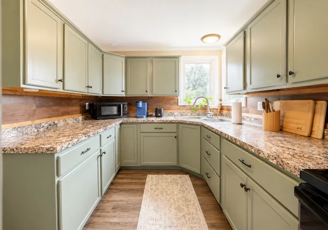 4th image of 302 Mitchell St, Coleraine, MN 55722 | MLS# 7118718