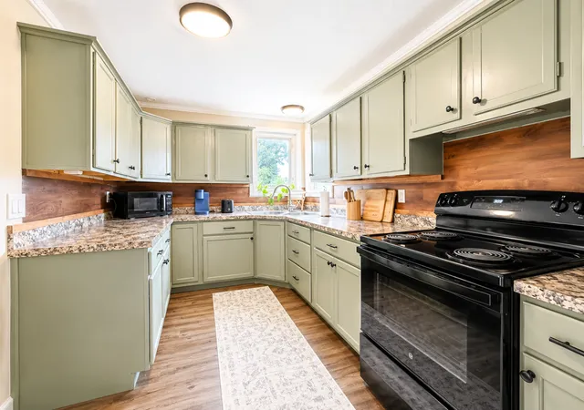 5th image of 302 Mitchell St, Coleraine, MN 55722 | MLS# 7118718