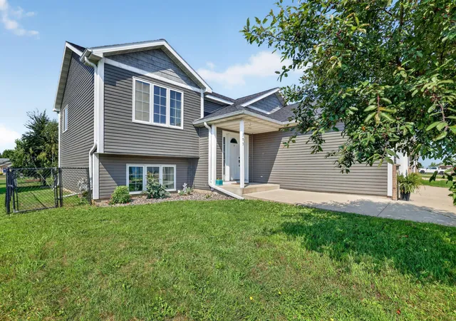 Photo 2 of Sale Pending at 303 12th Avenue Ne, Kasson, MN 55944 | MLS# 7118734 | Listing updated on 2026-08-31
