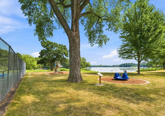 50th image of 2481 19th Ave E, Saint Paul, MN 55109 | MLS# 7118735