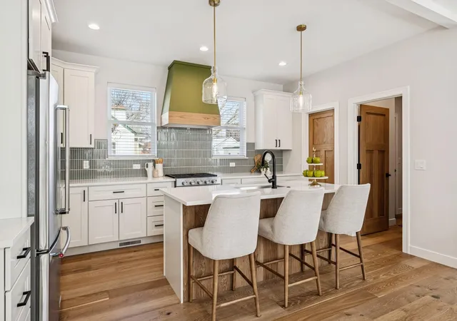 Photo 3 of Single family home for sale at 3925 40th Avenue S, Minneapolis, MN 55406 | MLS# 7118750 | Listing updated on 2026-08-07