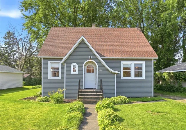 1st image of 1360 Maple St, Baldwin, WI 54002 | MLS# 7118796