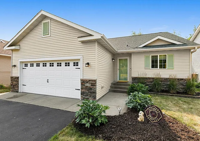 1st image of 306 Pheasant Dr, Sartell, MN 56377 | MLS# 7118834