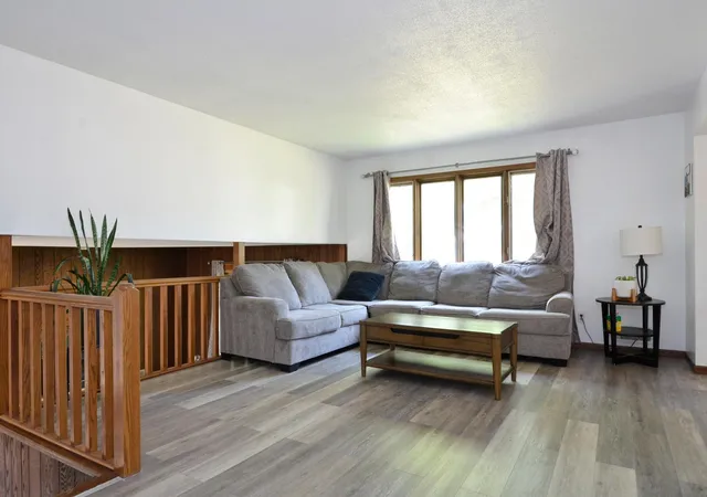 Photo 3 of Single family home for sale at 2775 Hilltop Ct, Saint Paul, MN 55109 | MLS# 7118846 | Listing updated on 2026-09-13