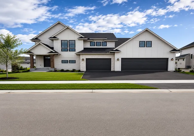 Photo 1 of Single family home for sale at 18119 103rd Avenue N, Maple Grove, MN 55311 | MLS# 7118872 | Listing updated on 2026-09-19
