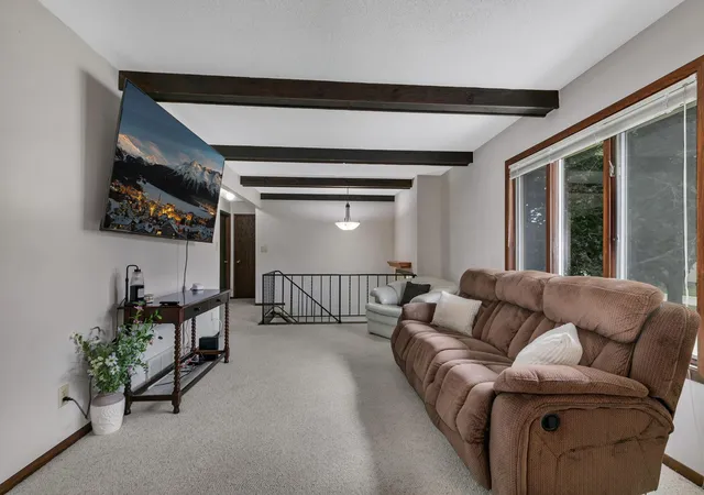 5th image of 643 Circle Pines Ct, Paynesville, MN 56362 | MLS# 7118878