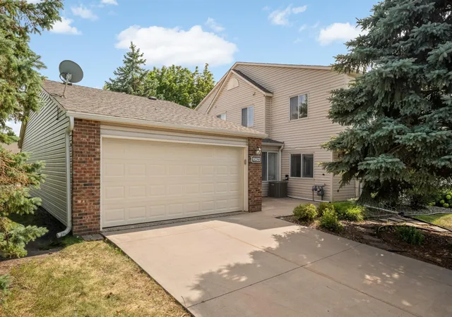 Photo 1 of Single family home for sale at 15822 Griffon Path, Saint Paul, MN 55124 | MLS# 7118880 | Listing updated on 2026-09-17