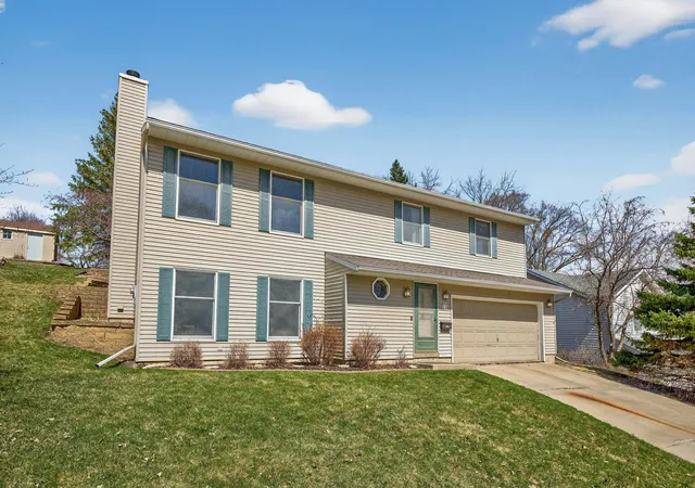 1st image of 21 23rd St Sw, Rochester, MN 55902 | MLS# 7118889