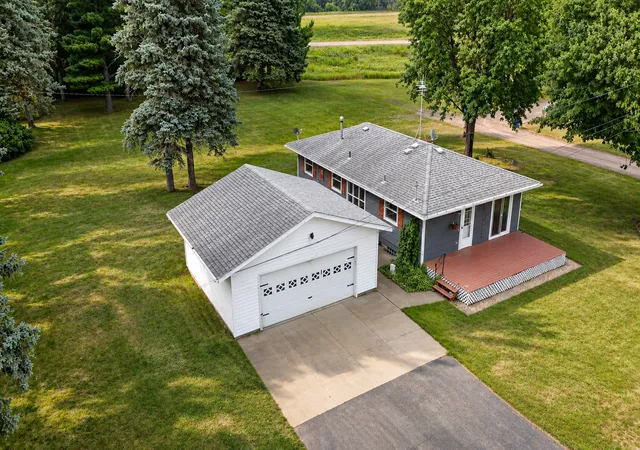 2nd image of 2311 334th Ln Ne, Cambridge, MN 55008 | MLS# 7118896