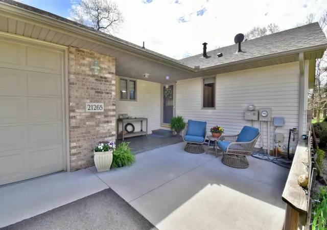 Photo 3 of Single family home for sale at 21265 Concord St Nw, Elk River, MN 55330 | MLS# 7118897 | Listing updated on 2026-10-07