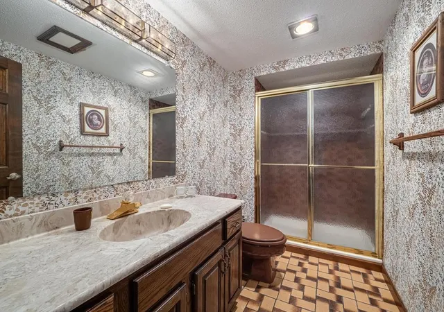 39th image of 4563 Ches Mar Dr, Saint Paul, MN 55123 | MLS# 7118905