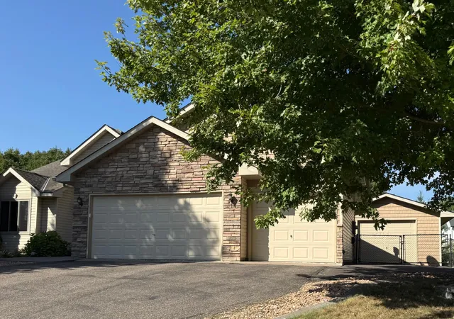 Photo 1 of Single family home for sale at 13525 Oakwood Dr, Rogers, MN 55374 | MLS# 7118944 | Listing updated on 2026-10-03