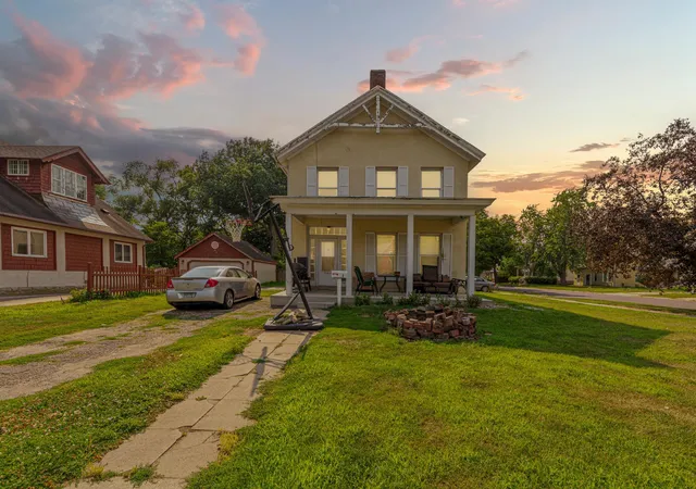 1st image of 728 3rd Ave Nw, Faribault, MN 55021 | MLS# 7118951