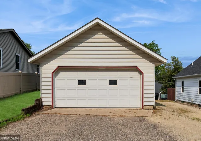 Photo 3 of Sale Pending at 514 4th Street S, Cannon Falls, MN 55009 | MLS# 7118953 | Listing updated on 2026-08-25