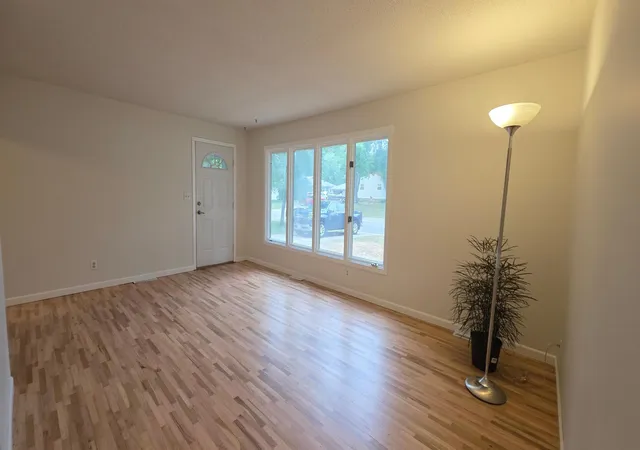 Photo 3 of Single family home for sale at 1517 Gary Ave, Detroit Lakes, MN 56501 | MLS# 7118957 | Listing updated on 2026-08-28