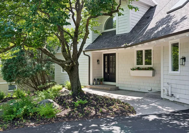 Photo 2 of Sale Pending at 5804 Schaefer Rd, Minneapolis, MN 55436 | MLS# 7118962 | Listing updated on 2026-08-24