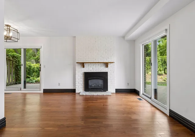 Photo 3 of Single family home for sale at 17640 Breconwood Rd, Wayzata, MN 55391 | MLS# 7118977 | Listing updated on 2026-10-07