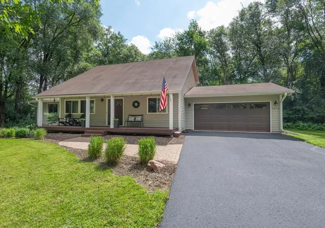 4th image of 7875 44Th Street Ct N, Saint Paul, MN 55128 | MLS# 7118978